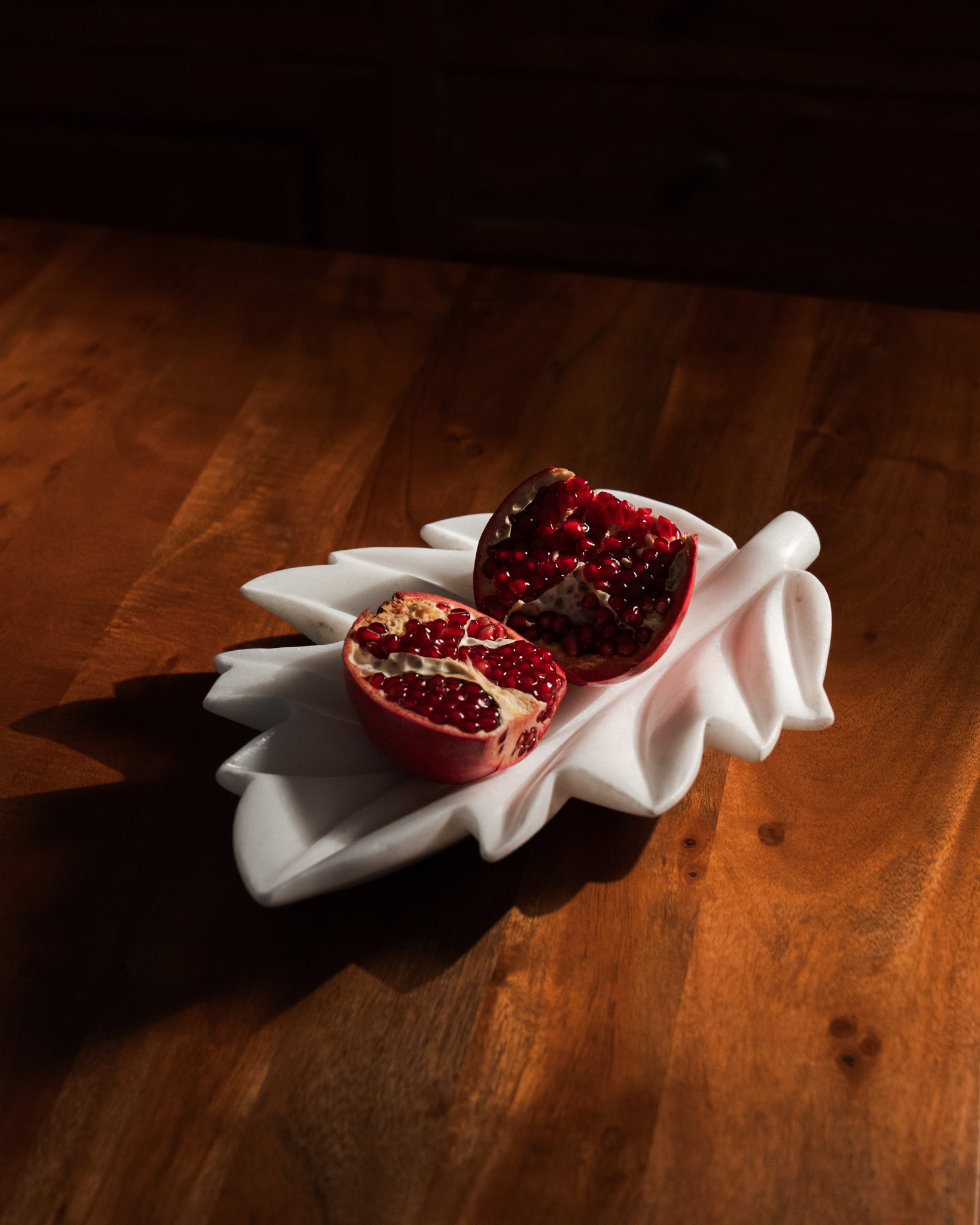 White Makrana Leaf Bowl