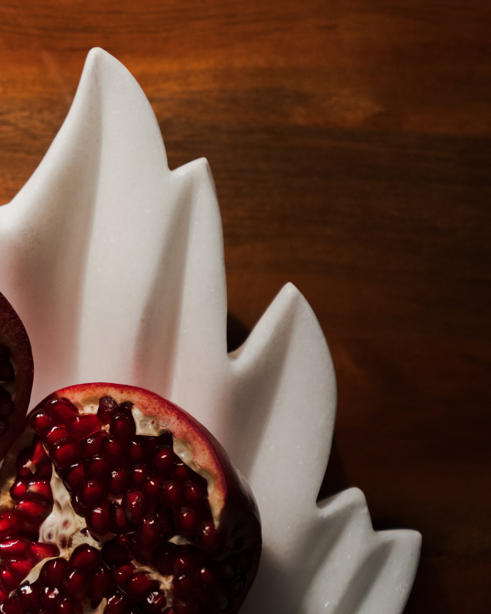 White Makrana Leaf Bowl