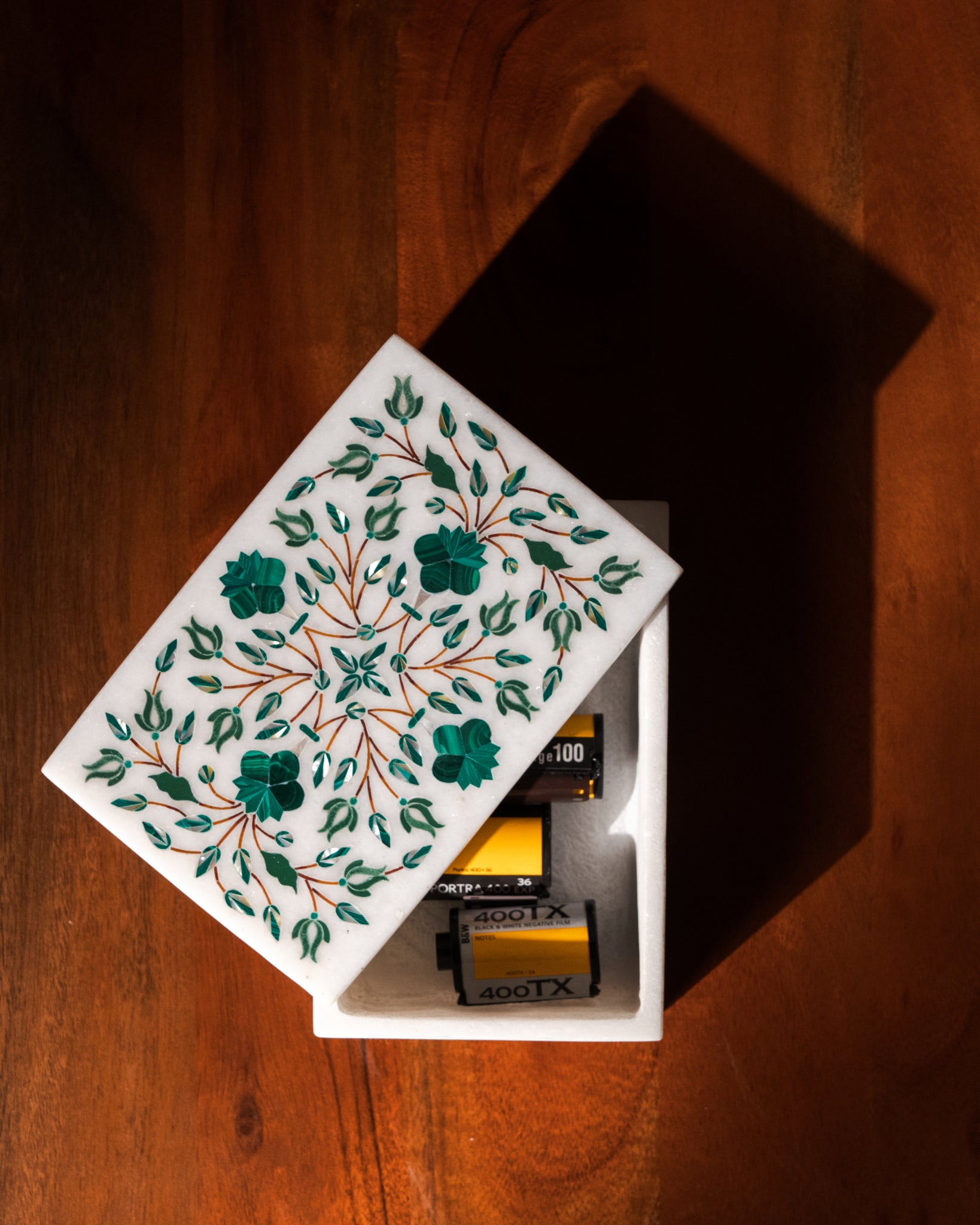 Malachite & White Mother of Pearl Inlay Box